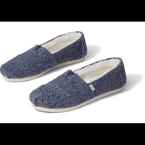 Tom’s Blue Knit Slip-Ons, Size 8.5
